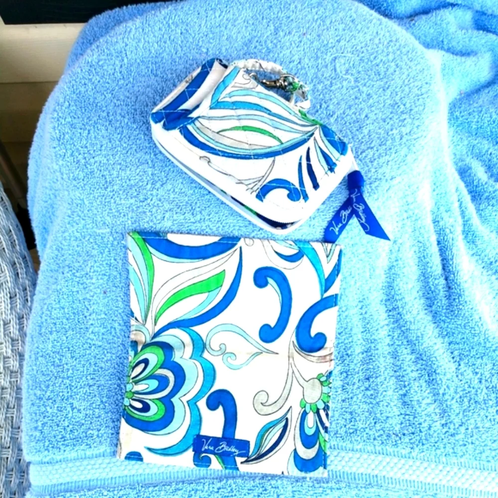 Vera Bradley Credit Card Wristlet & CheckBook Mediterranean Pat. 2 PC. Retired